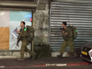 بالصور: مجموعات من جنود الاحتلال يقومون بتدريبات في شوارع وأحياء مدينة يافا